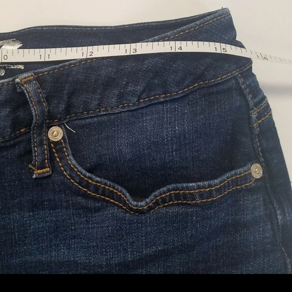 Seven 7 Denim Shorts Sz 8 Embroidered Back Pockets Dark Rinse - Picture 6 of 7